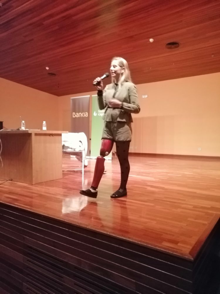 CHARLA DE DESIREE VILA