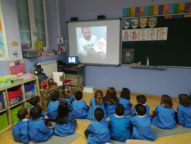 Cuenta cuentos en Infantil