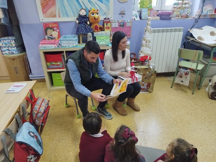 Taller de cuenta cuentos de padres en Educación Infantil